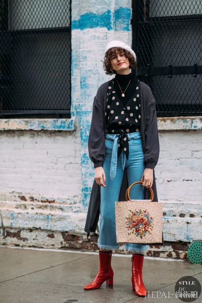 不管穿什么外套，内搭毛衣都是必不可少的!