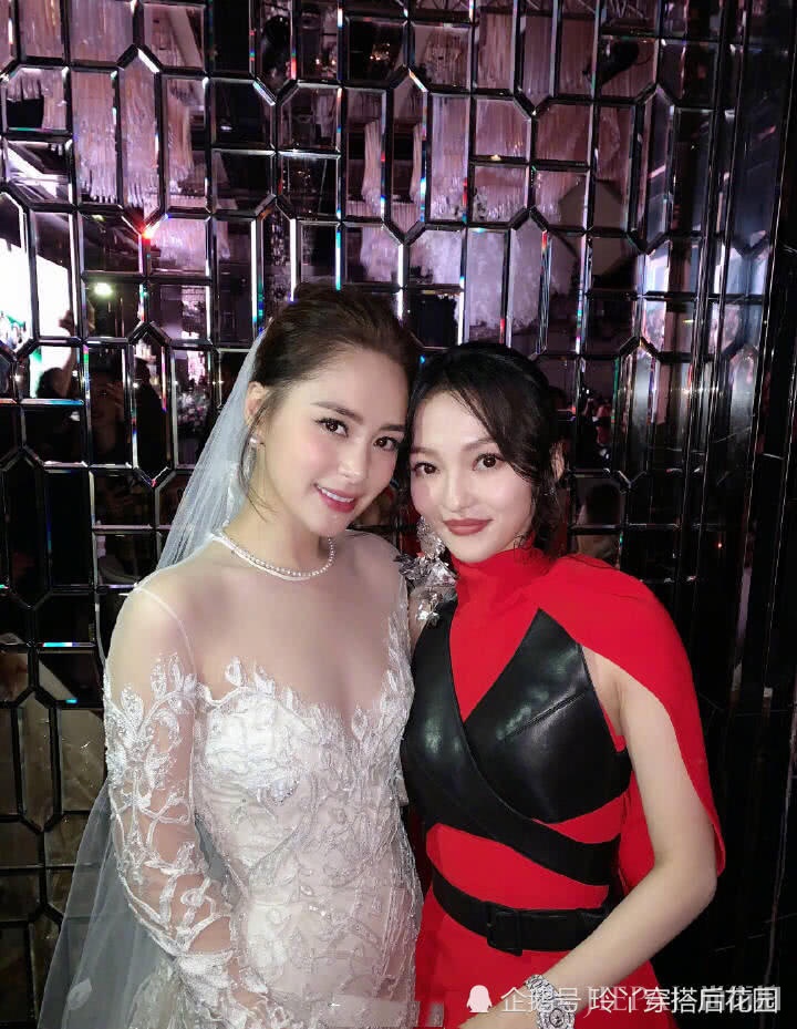 张韶涵同框阿娇很是温馨,身穿红裙实在太惊艳