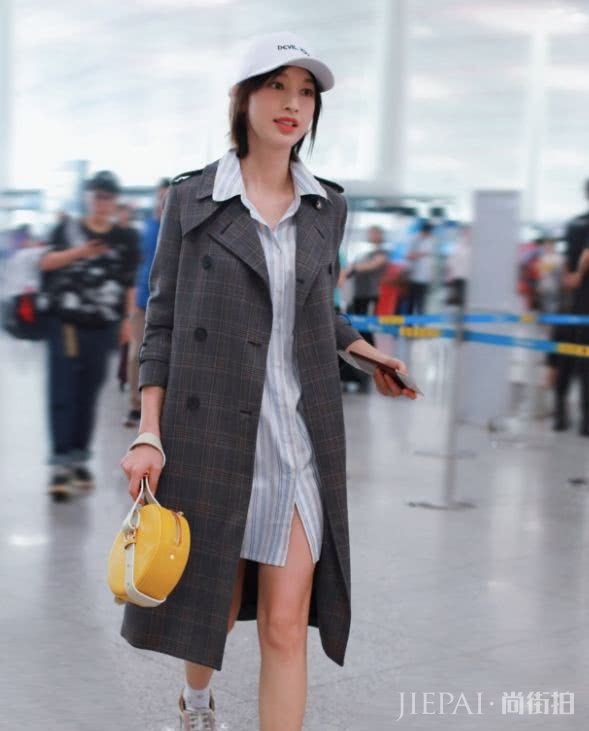 张俪机场新发型效果出奇的好,回头率百分之百!