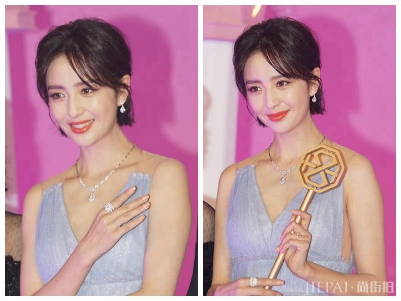 佟丽娅穿淡蓝纱裙宛若冰雪女王,未修图也很好看