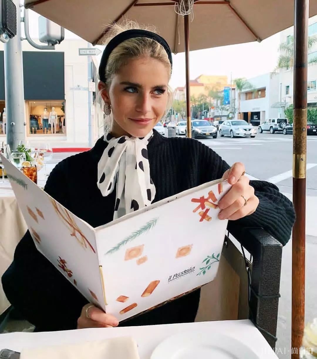 不落俗套的针织衫，受欢迎就是理所当然的啊！