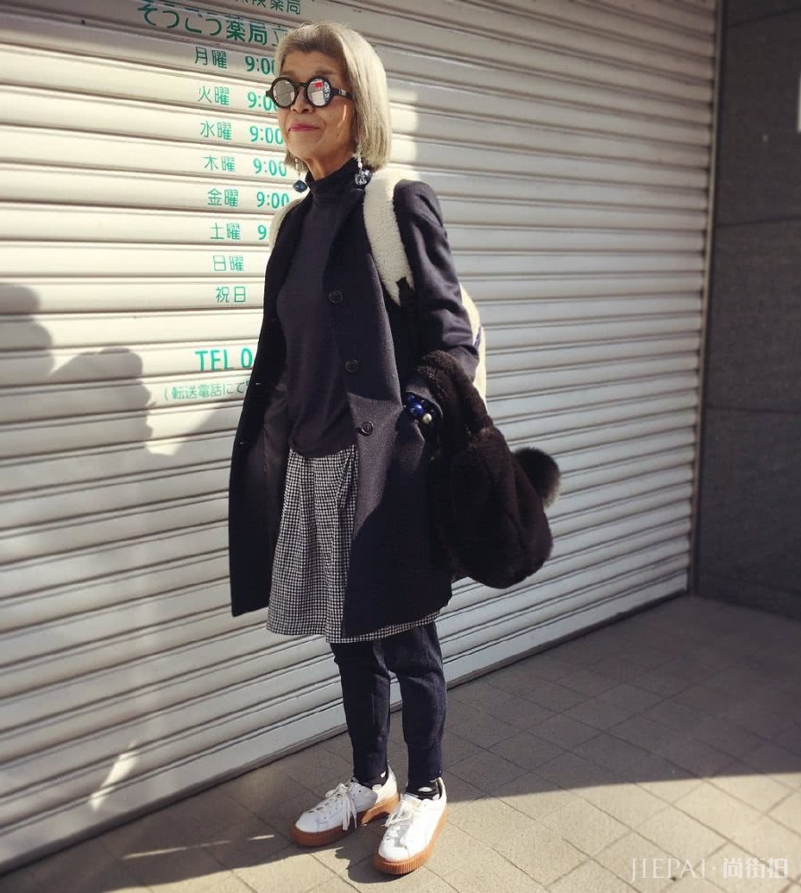 60岁老太太靠日常穿搭走红ins,一张照片获8千万点赞