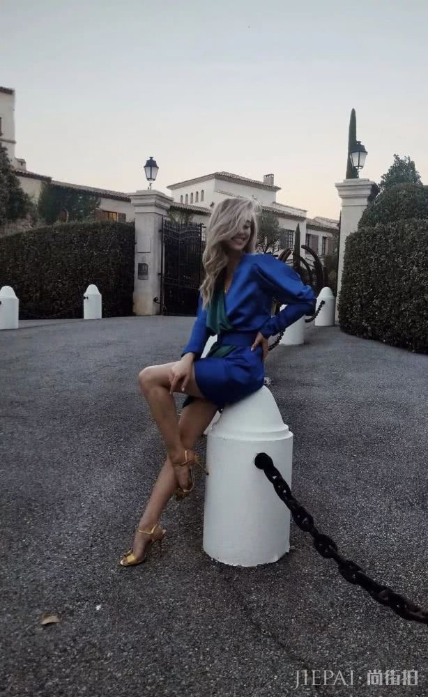 6个最火的拍照姿势，不修图也有大长腿！