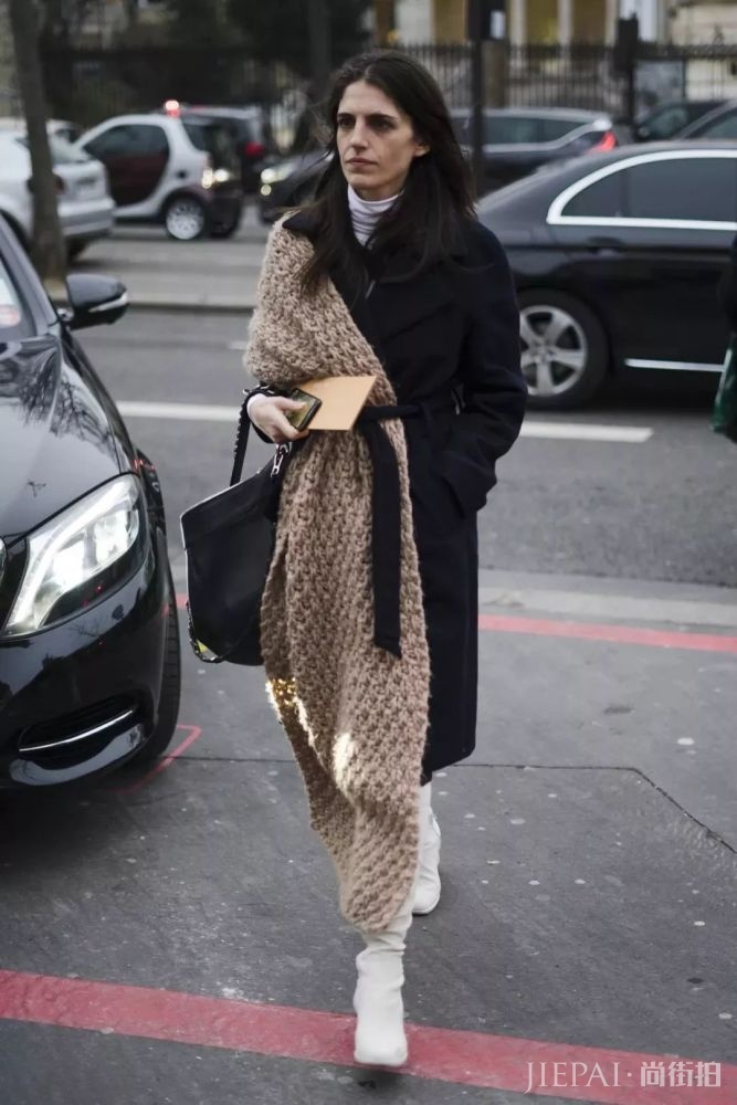 这几条围巾也太惊喜了 承包了今冬的时髦感