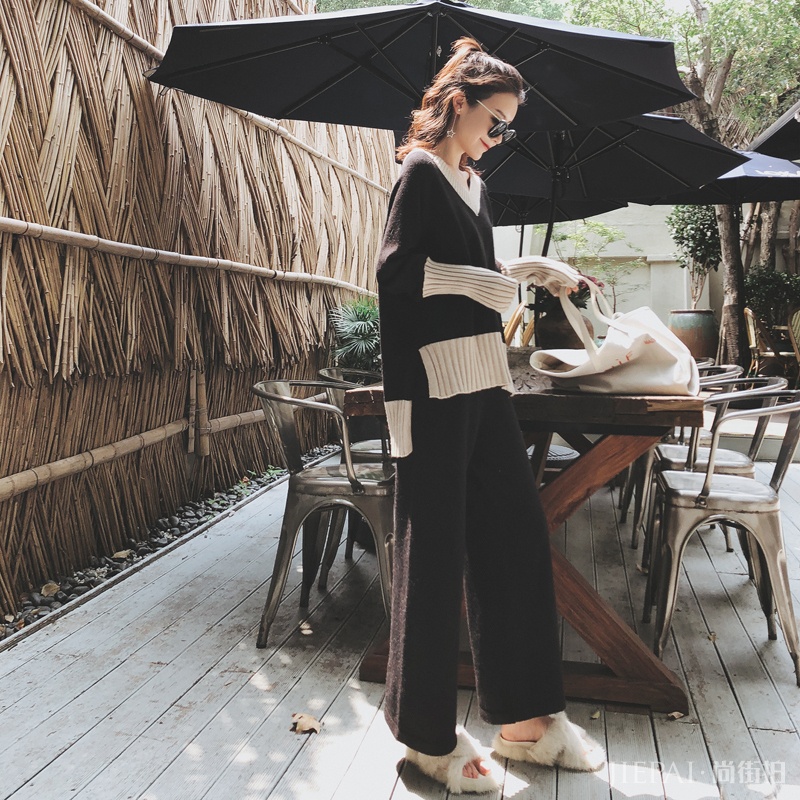 女神套装复古时髦,简单大方的款式