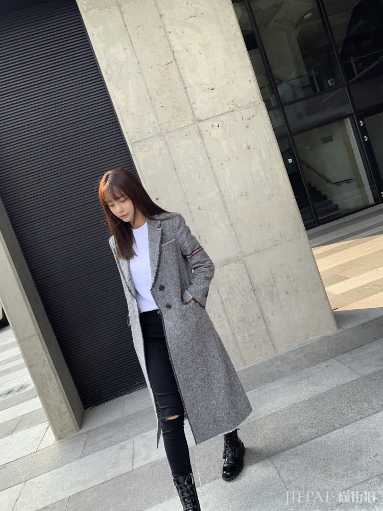 别再穿破洞裤啦，沈梦辰穿上它大长腿也能变小矮子