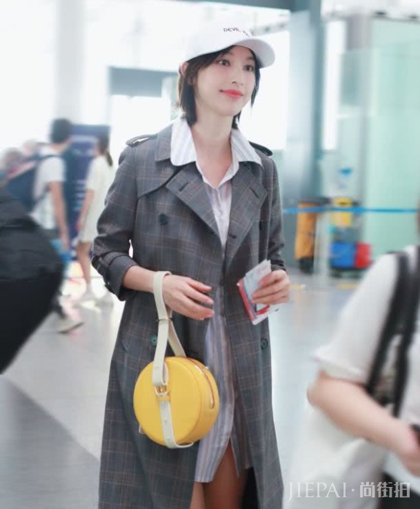 张俪机场新发型效果出奇的好,回头率百分之百!
