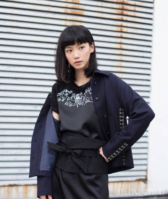 新晋香港宅男女神袁澧林,最近红遍ins。还是一位妥妥的广告女王!