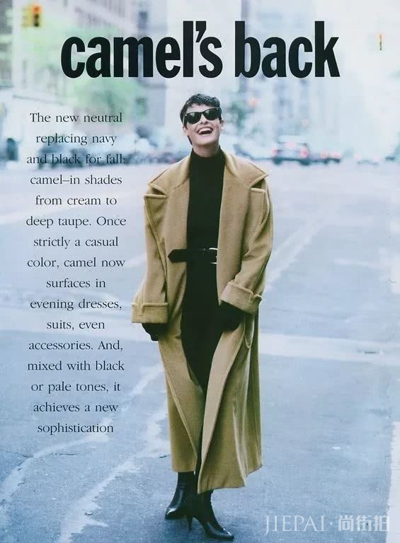 欧美街拍 时尚潮人都钟情驼色大衣