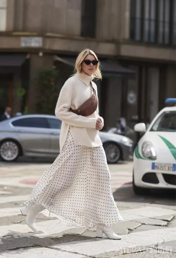 毛衣遇上裙子,优雅又甜美