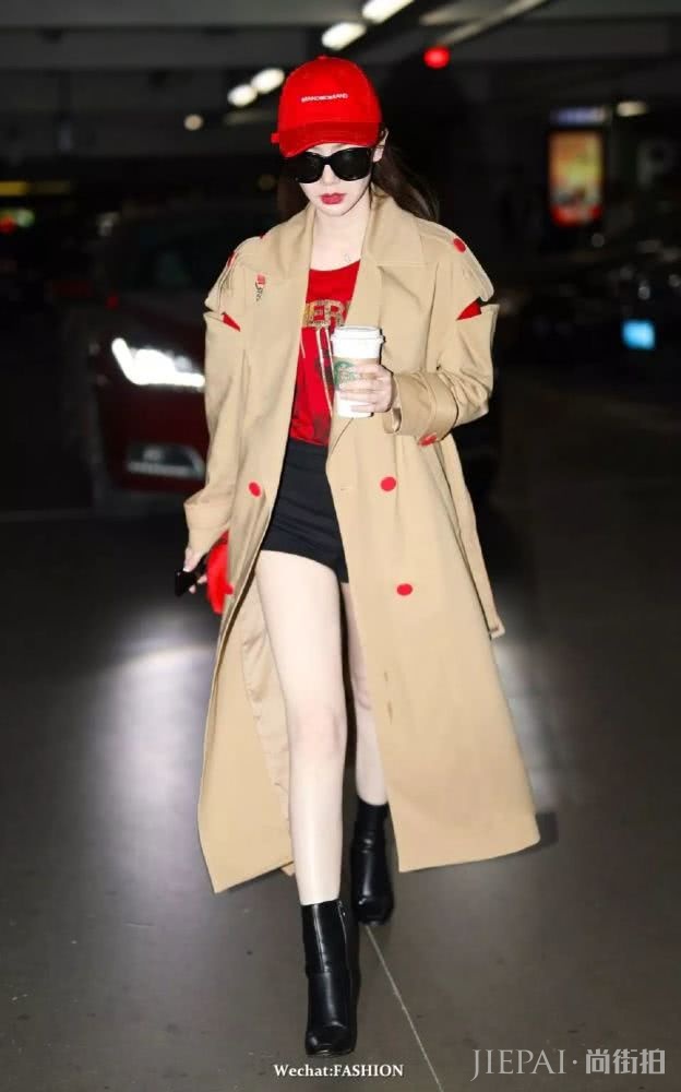 驼色为什么能流行这么久?因为随便搭回头率都是100%