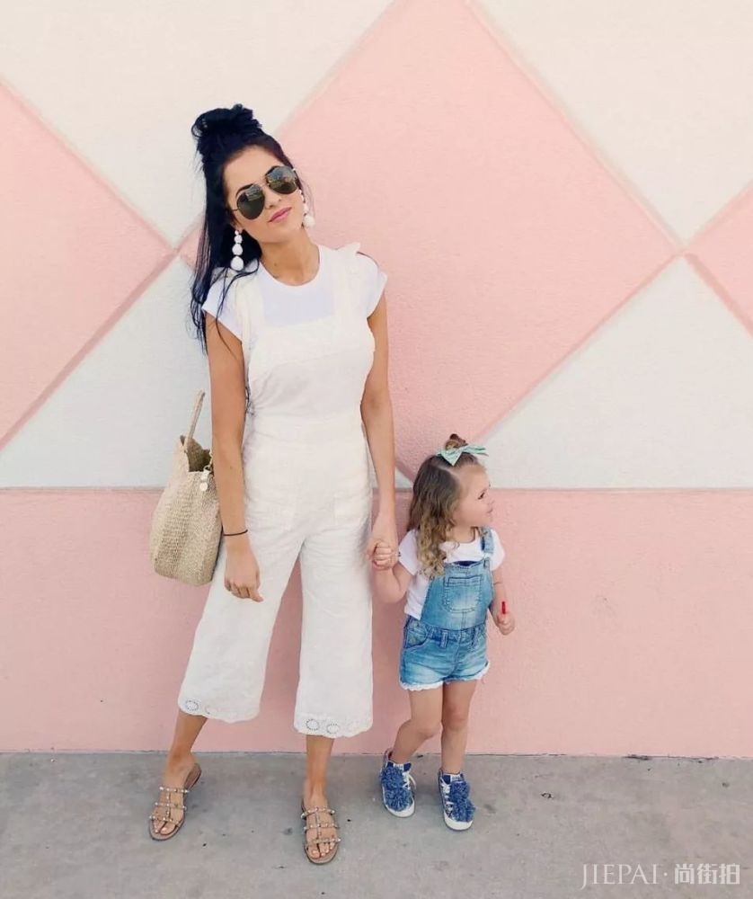 道姑头在2018年又回来了？女明星们已经都扎起来了