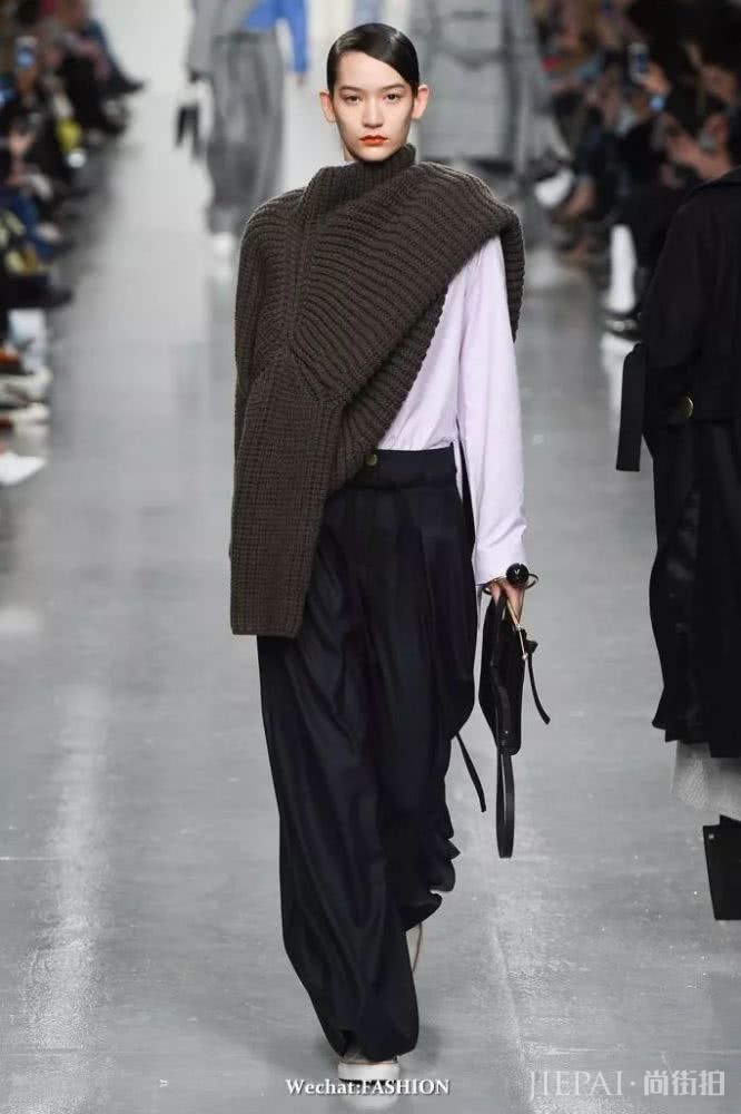 这几条围巾也太惊喜了 承包了今冬的时髦感