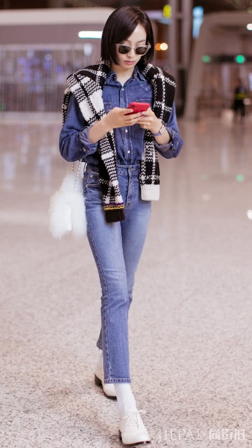 宋茜这条“胖胖裤”穿对了,光看腿完全看不出有90斤,太瘦了!