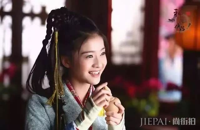 《狗十三》口碑爆棚,14岁的张雪迎太灵动了?