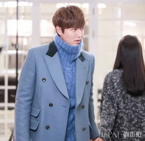 不要跟不敢穿高领毛衣的人做朋友