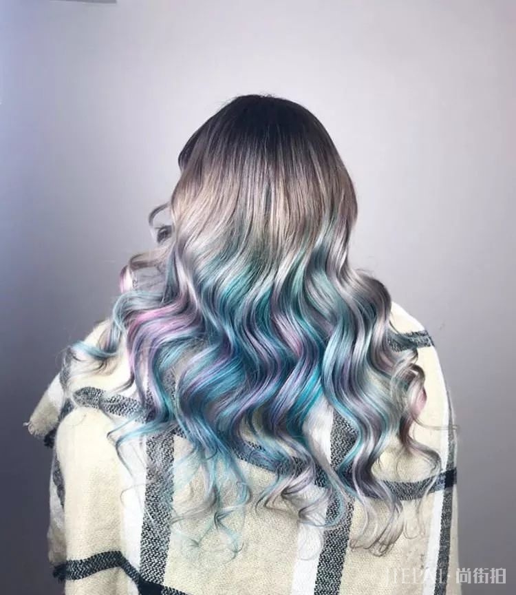 2019流行发色排行榜！蓝紫色比北极星小姐姐还美