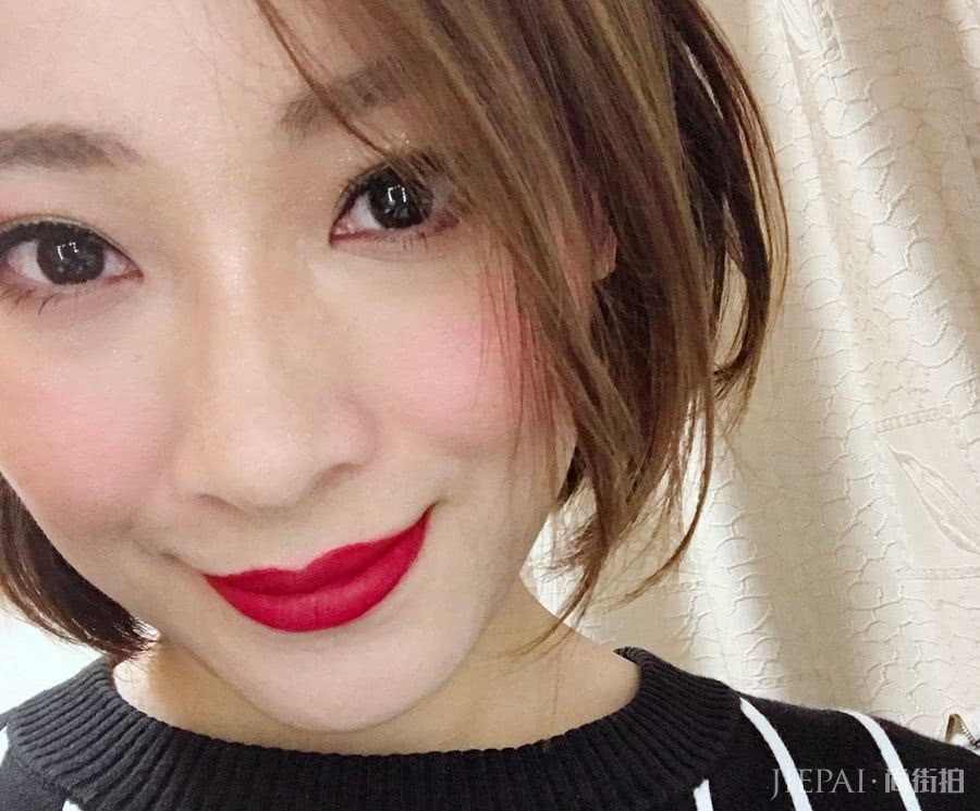 美妆博主疯狂推荐的彩妆,出了圣诞限量款,个个美爆