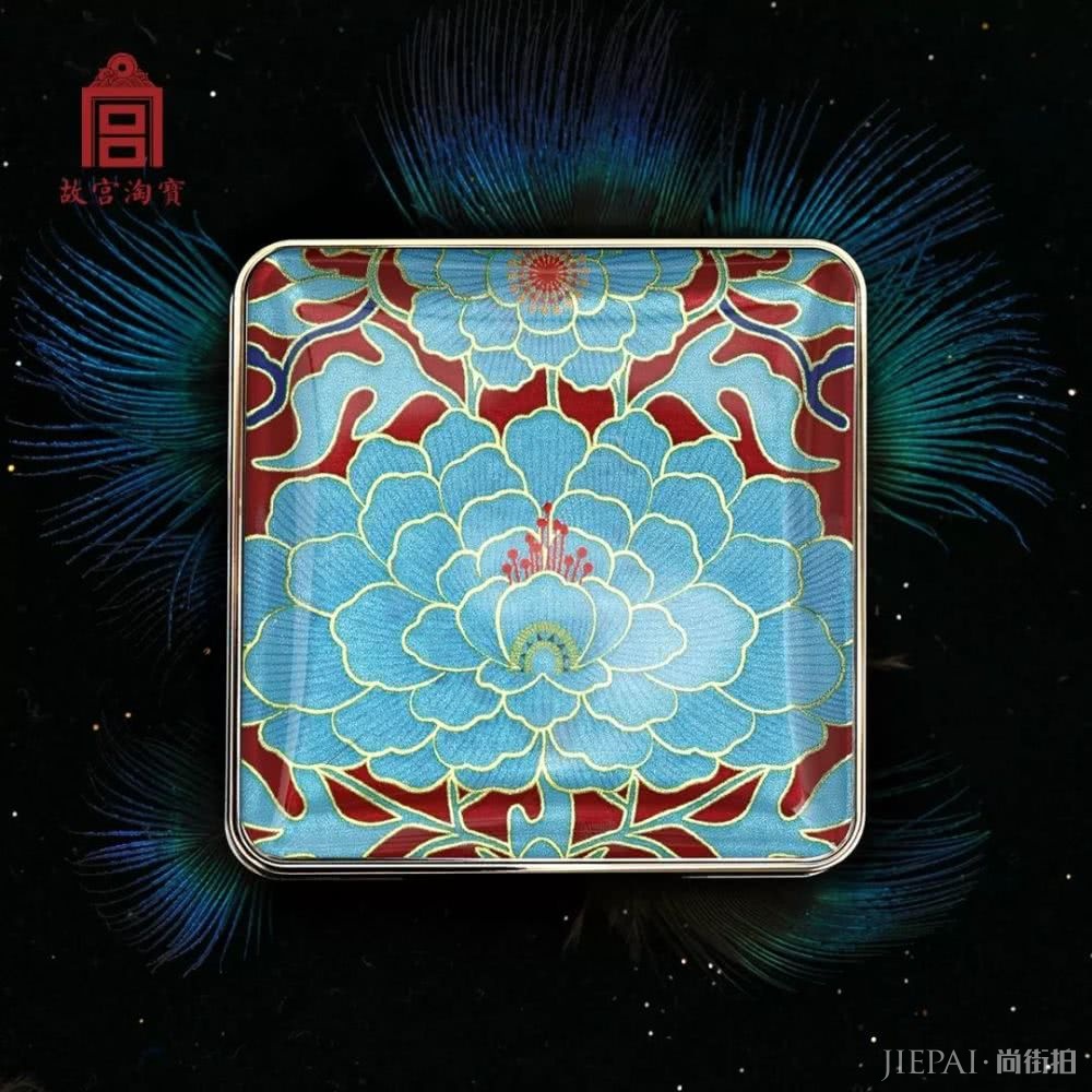 故宫口红上演宫斗戏，但你知道古代美人画唇有多认真吗？