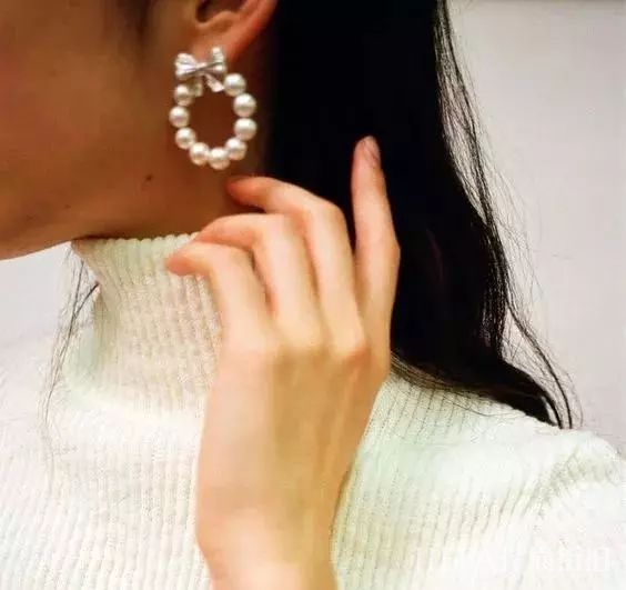 一秒变精致变高级的时髦单品，今年流行这个款！