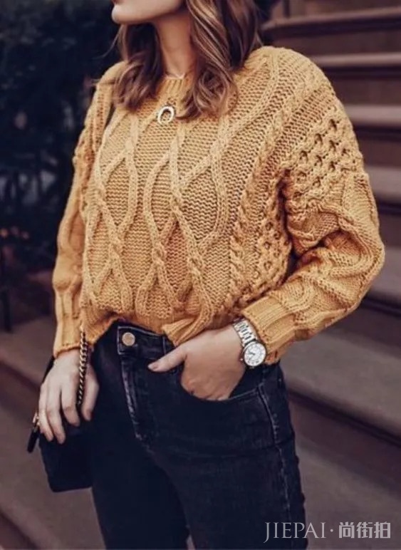 自带文艺复古气质的绞花毛衣 真好看啊