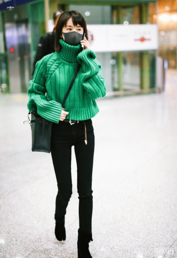 王子文黑色连衣裙穿出了高个子，显高穿搭学她就好