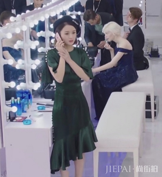《倾城时光》颖宝服装遭批评,她的私服照才是最美!
