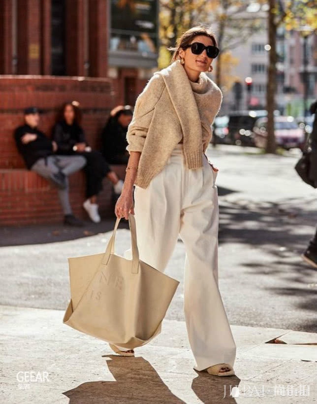 营造高级感关键在于选对色调和配饰 穿出高级感的4个搭配法则