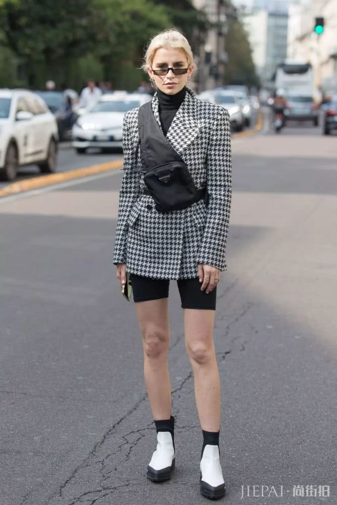 百里挑一!这个冬天你只需要一双短靴