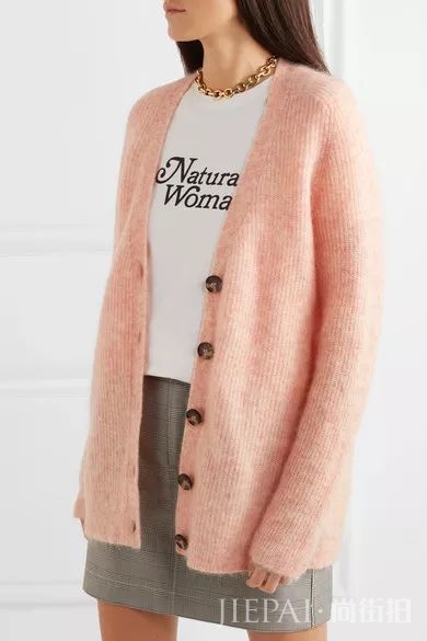 英国女王最爱的颜色,要不你穿起来试试?