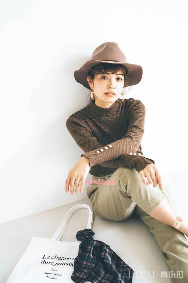 针织衫选不对 再好看的大衣都浪费！