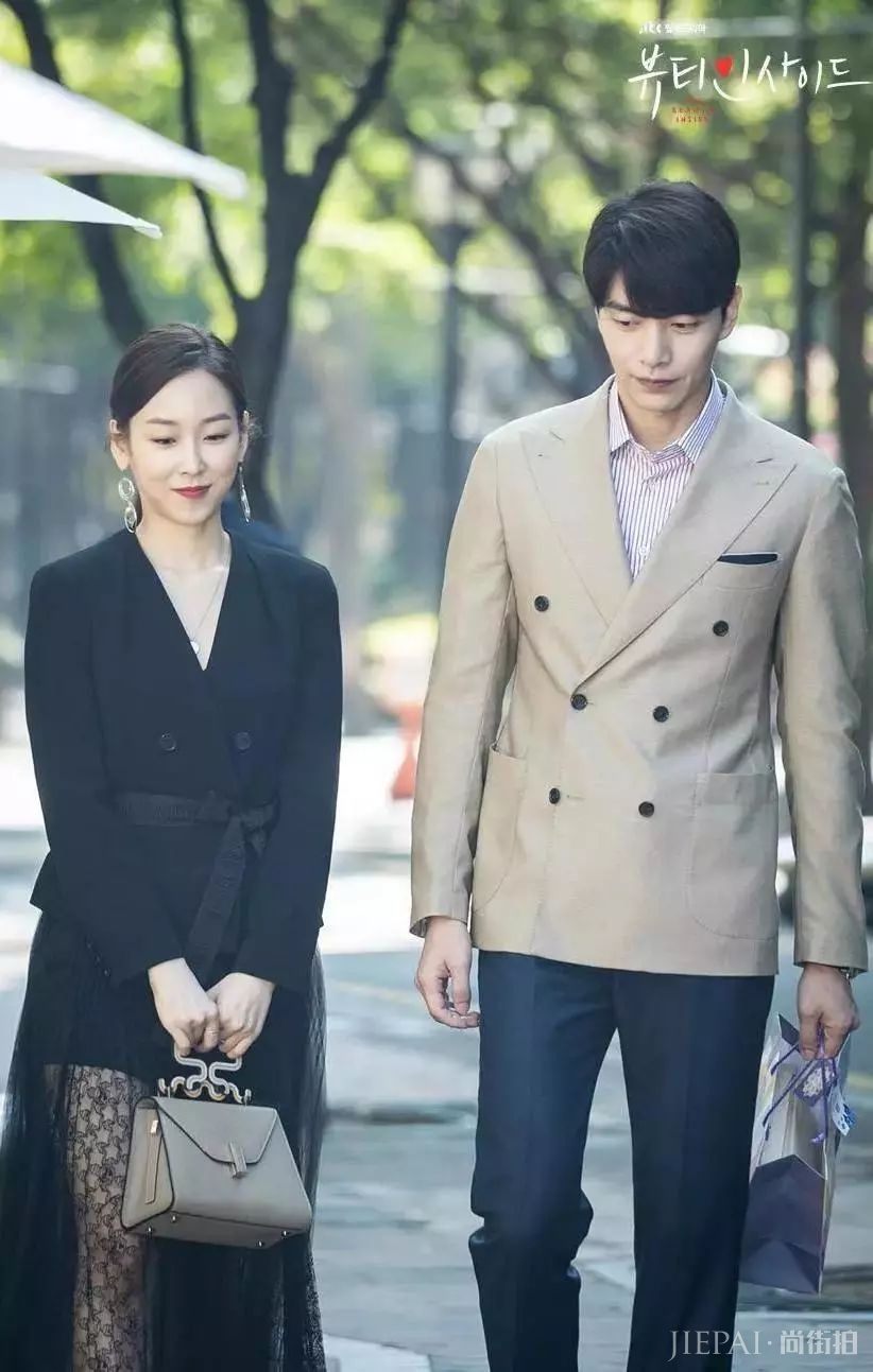 一秒变精致变高级的时髦单品，今年流行这个款！