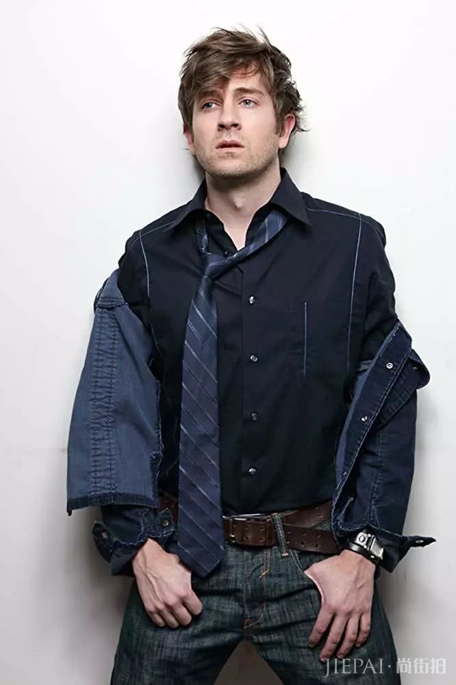 辣眼睛!这个男星靠恶搞好莱坞明星造型居然红了……