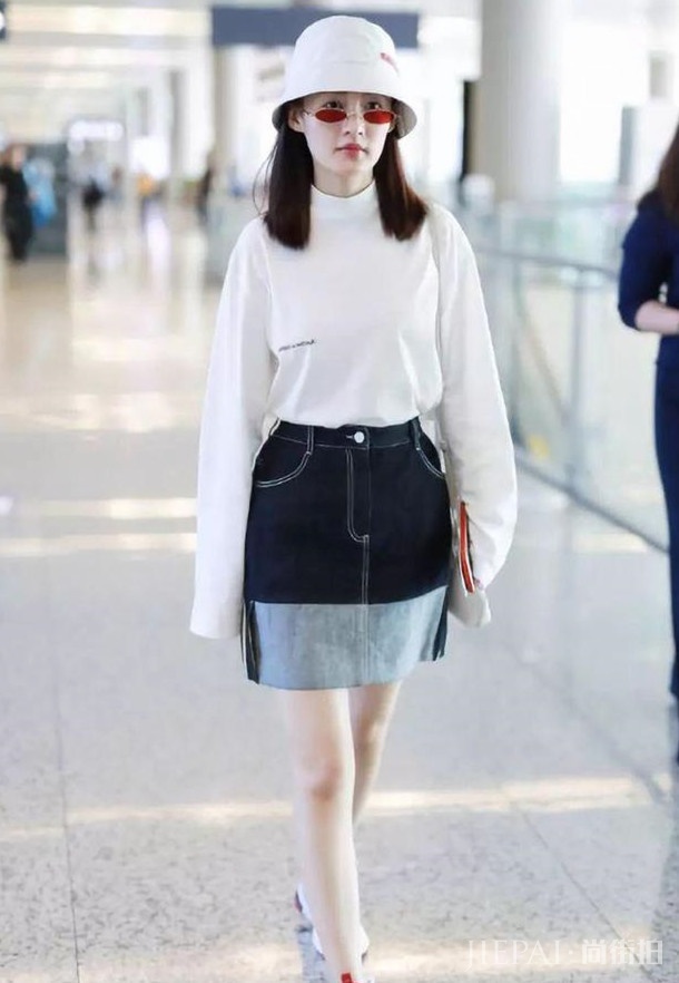 卫衣的7款搭配，穿上活泼又俏皮，怎么穿都好看