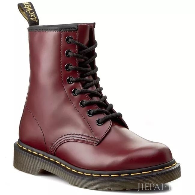 一双马丁靴，搞定冬日 99 种搭配！