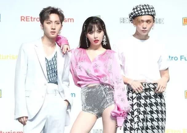 童年常见的彩色发卡,竟然能夹出10+种时髦发型