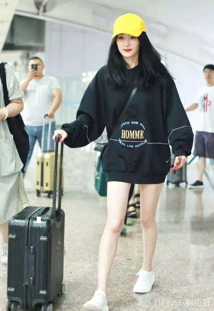 杨幂的私服穿搭请继续美下去啊!