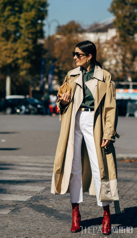 长款大衣配什么裤子好？大长腿与气场一个都不能少