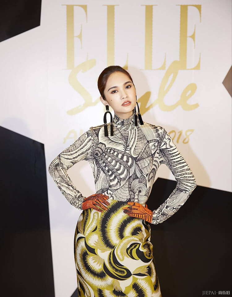 学杨丞琳穿连衣裙,轻松赛过时尚达人!