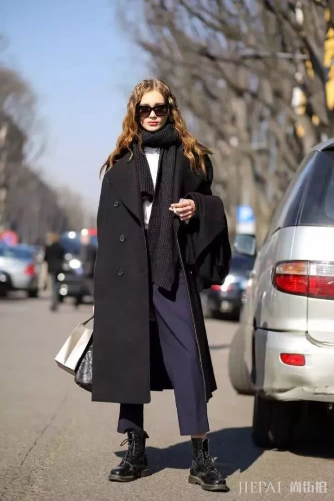 2种围巾变出4种搭法!冬天围巾这么系,真的很好看!