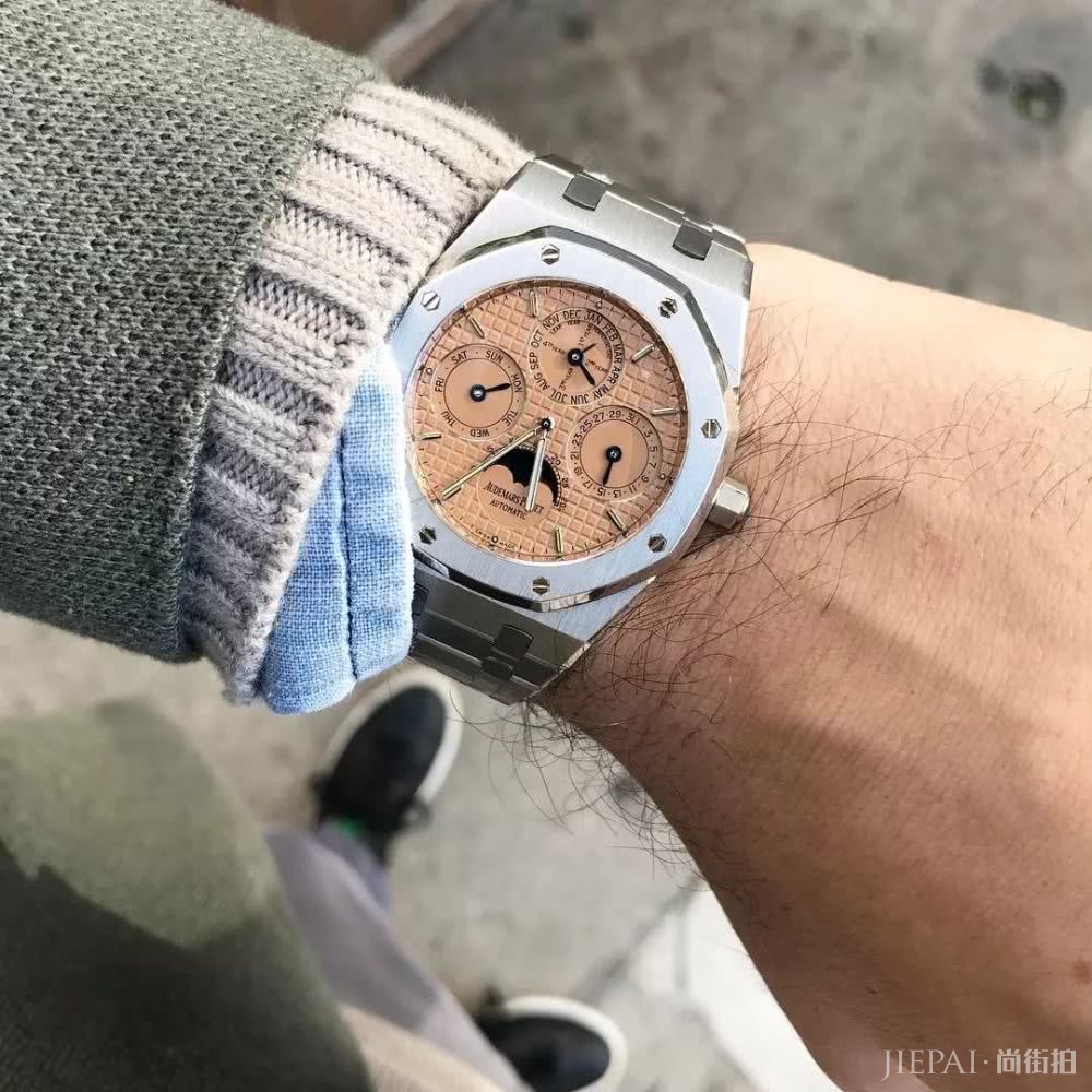 这个年入70亿的低调家族，掌握着ins名流的核心秘密