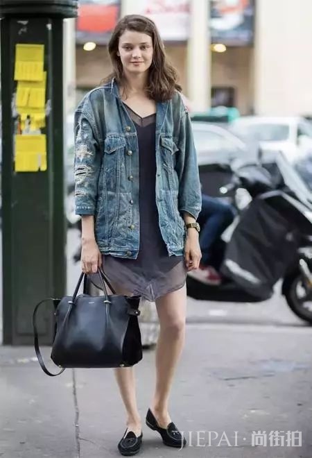 还穿什么小白鞋,穿这双鞋很美!