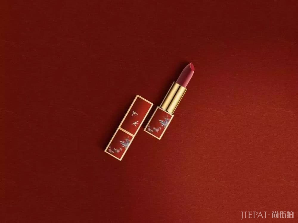 被故宫口红一夜刷屏 哪家是正版却傻傻分不清?