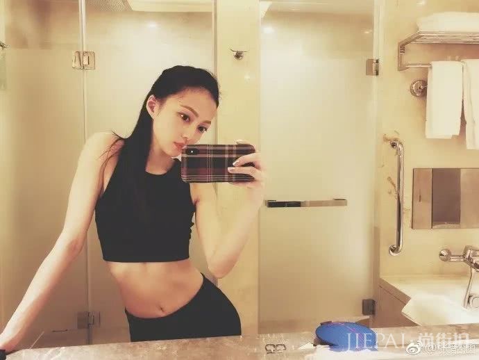 张韶涵想做“冻龄”小天后