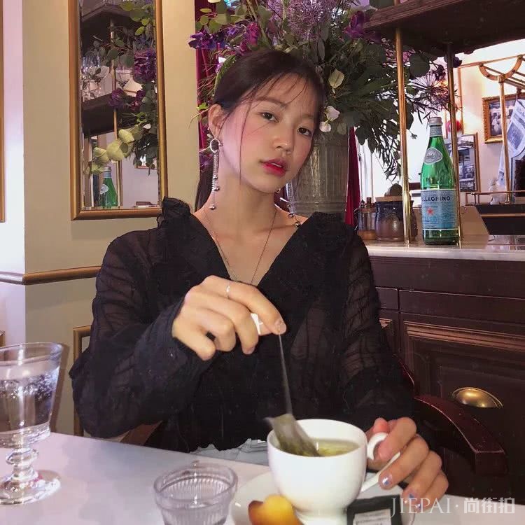 身高不足165CM也能当模特?韩国博主用她的衣品做到了