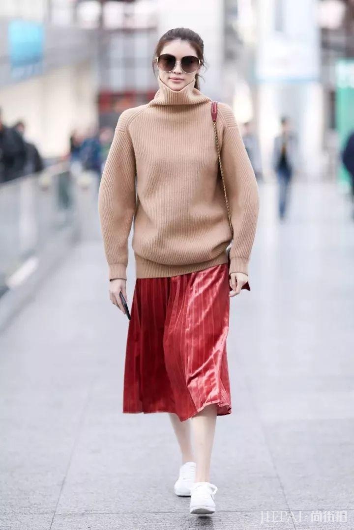 有了时尚温暖的毛衣，冬天也能任性穿裙子！