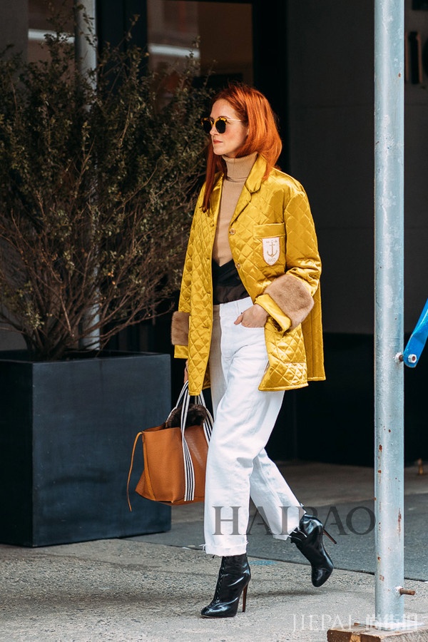 时尚编辑泰勒·托马西 (Taylor Tomasi) 精彩街拍集锦：最会“作妖”的女人，再浮夸的风格也能不抓马！