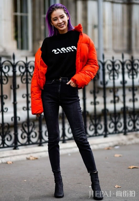 冬季羽绒服＋毛衣，靓丽又洒脱，轻松hold住冷空气