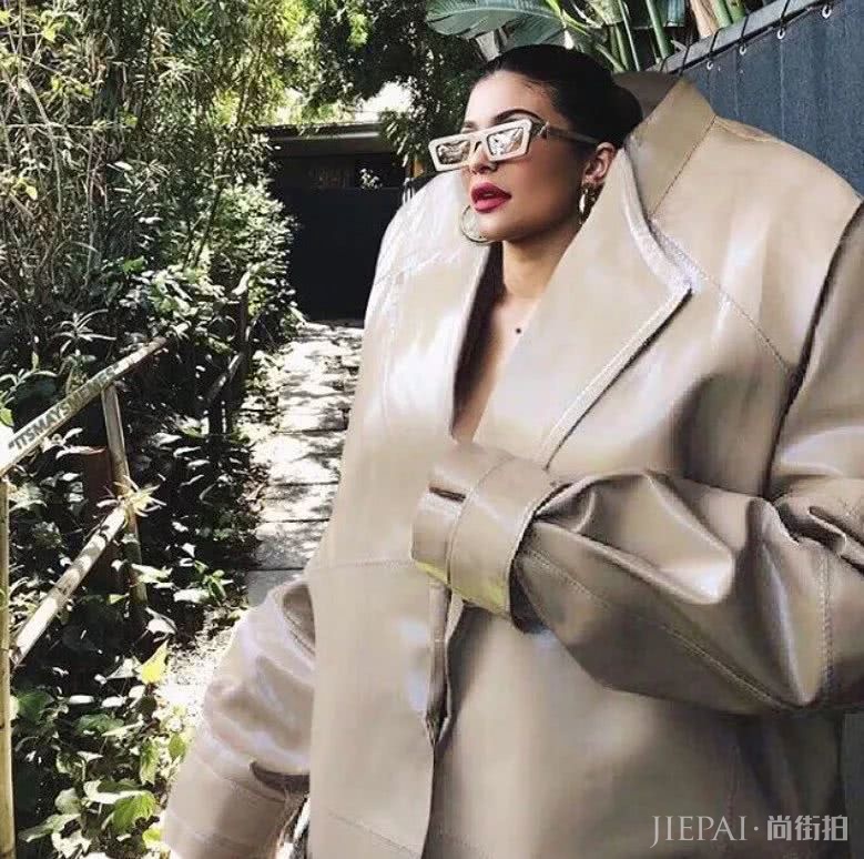 Oversize想穿出真时髦 你可能需要这几招