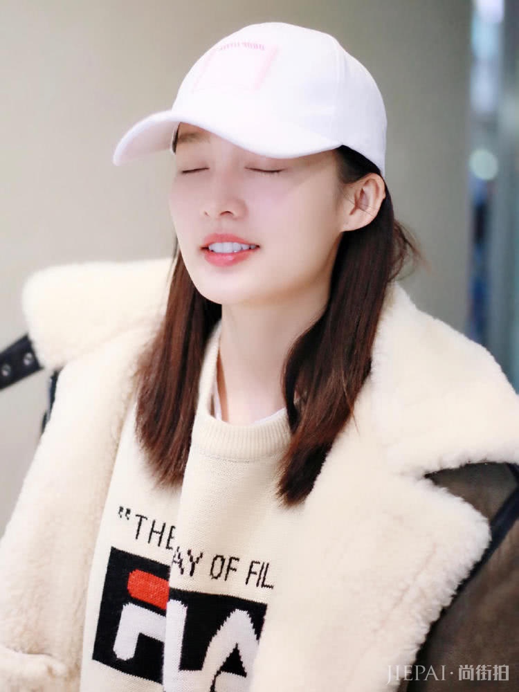 李沁美中带帅,难怪宋祖儿蔡徐坤也喜欢